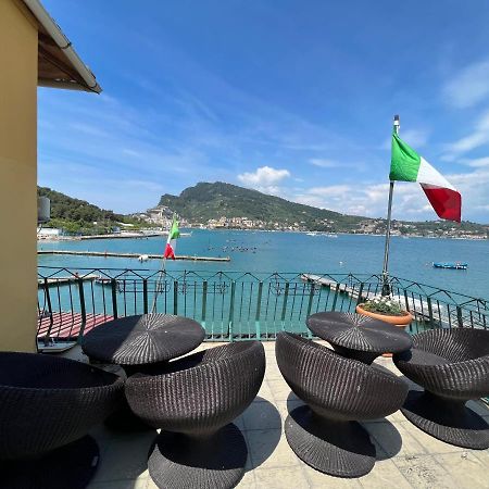 Locanda Lorena Hotel Porto Venere Buitenkant foto